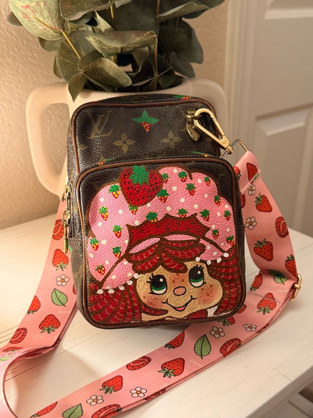 Strawberry Patch Crossbody Bag with Pink Character Panel - Picture 8 of 9